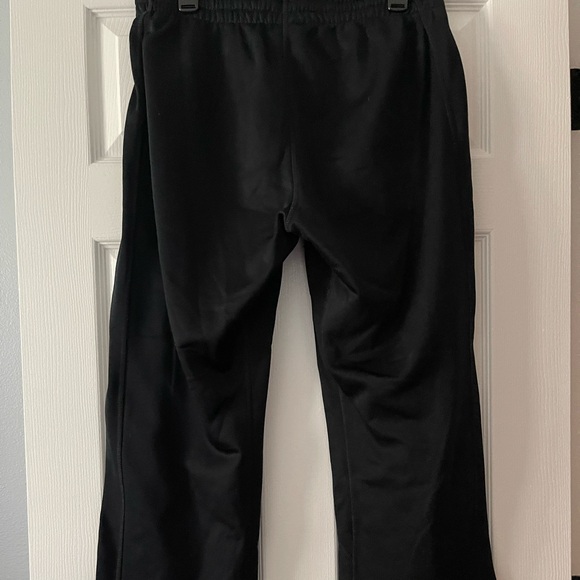 Sweatpants - Picture 2 of 3